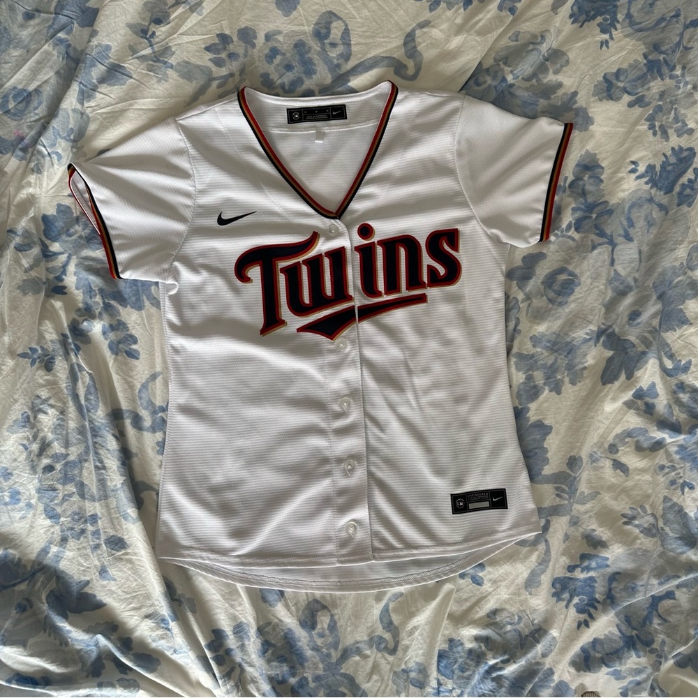 Nike Women’s Minnesota Twins White Baseball Jersey